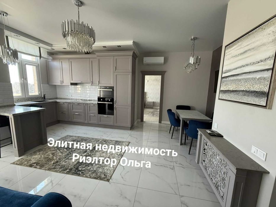 Сдам VIP ЖК "Ренессанс" дизайнерский ремонт / Кировский сквер! Центр! Своя терраса!