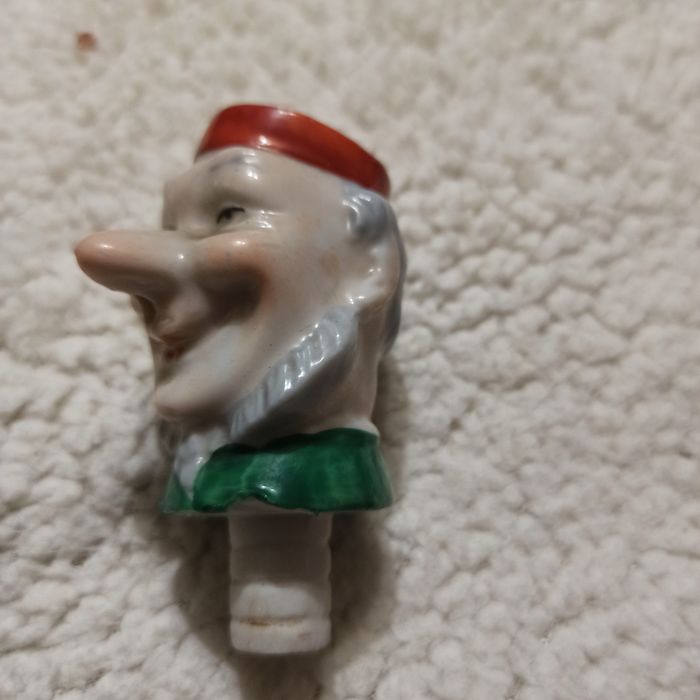 Фарфоровая пробка голова наливайка