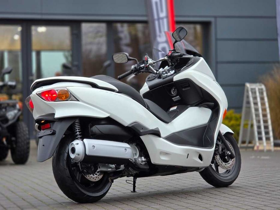 Японський Максі-Скутер Honda Forza 250 MF10 в Арт мото Житомир