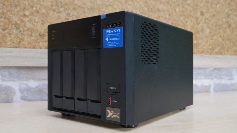 QNAP TVS-472XT | Thunderbolt 3 - IMPECÁVEL!64739999221891120