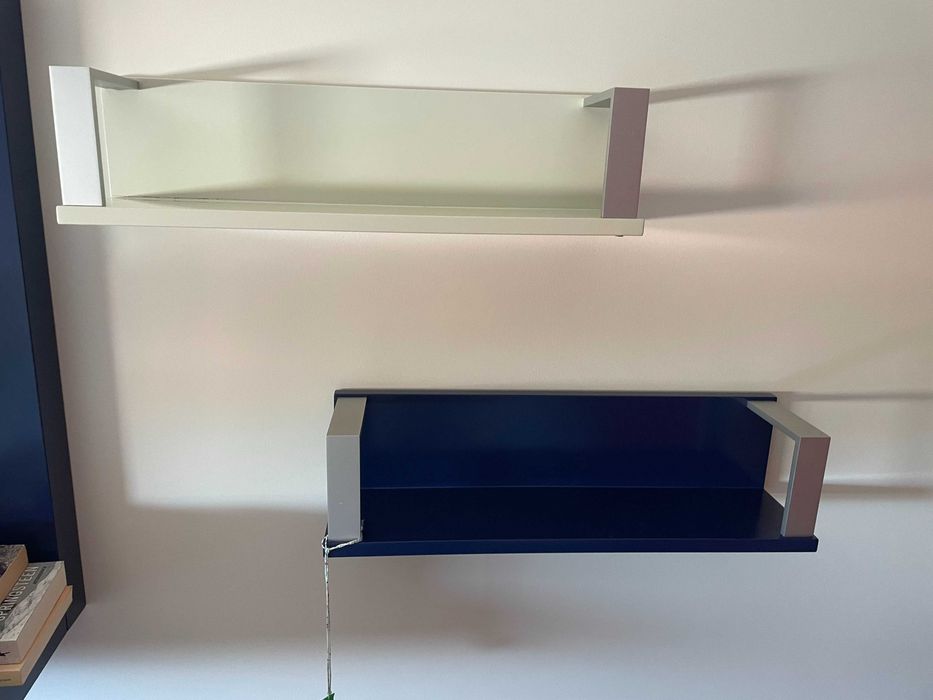 2 Prateleiras lacadas branco e Azul