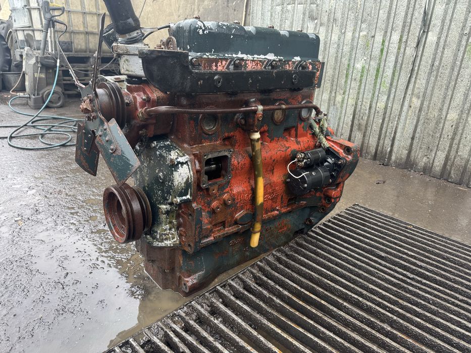 Silnik 4 cylindrowy Ursus Zetor 2500 MTG 8011/C-385/902/912/8111/914