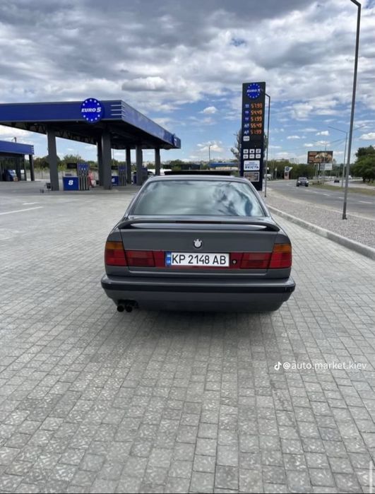 СРОЧНО Продам BMW e34 3.0 бенз