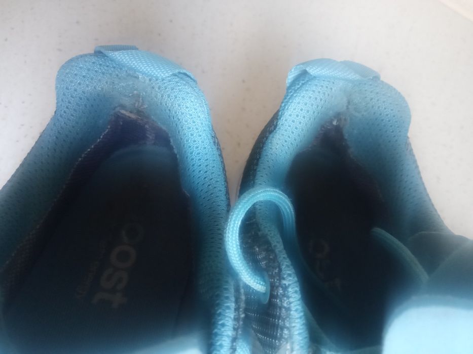 Y6Uszkodzone buty adidas terrex gore-tex 305