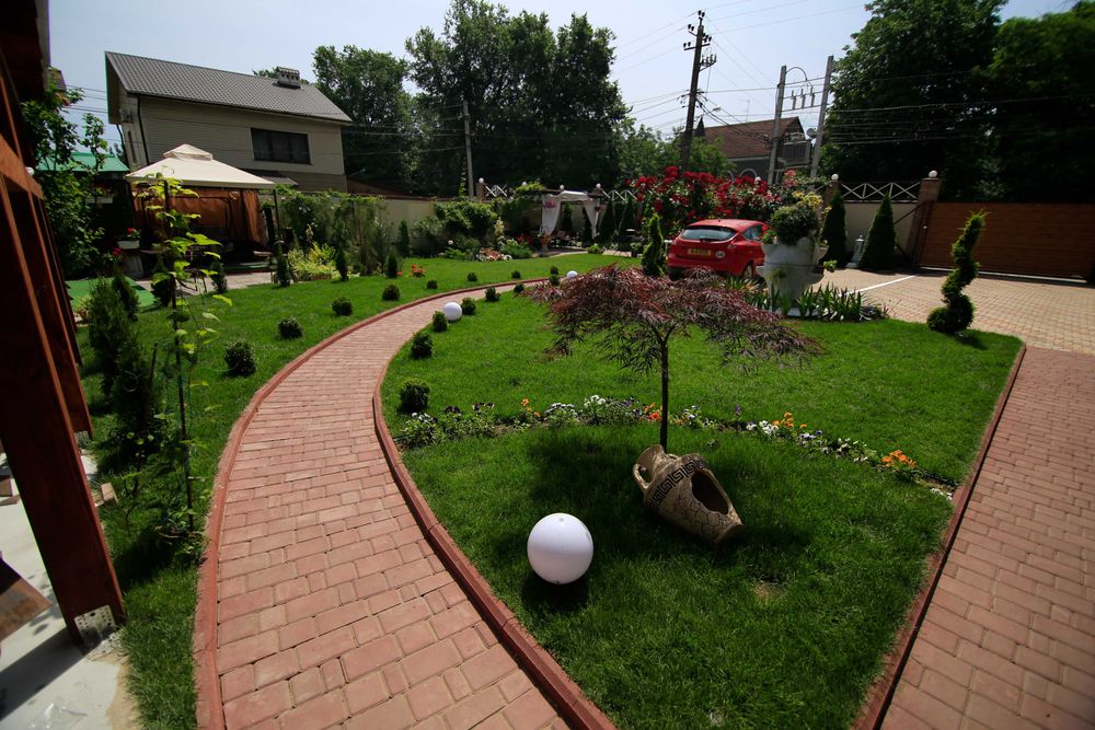 Квартира подобово в Київському районі, бомбосховища, парковка