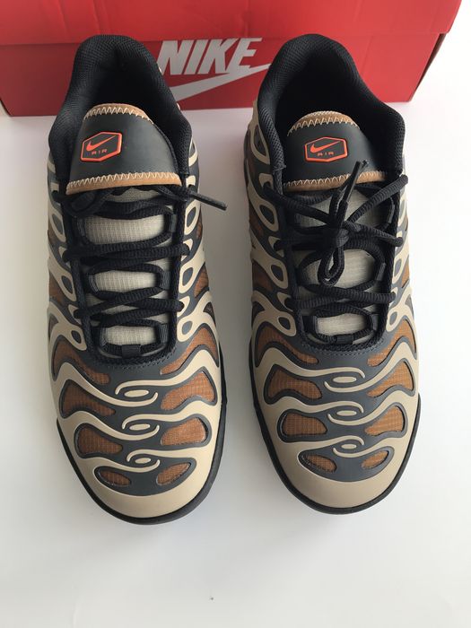 Кросівки Nike Air max plus Drift 43,44 Art FZ3041 200: 4 550 грн