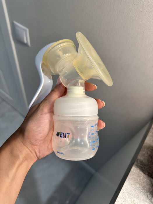 Молоковідсмоктувач Philips Avent Natural + нова соска в подарунок