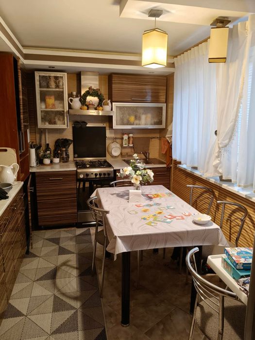 Продаж будинку для сім'ї