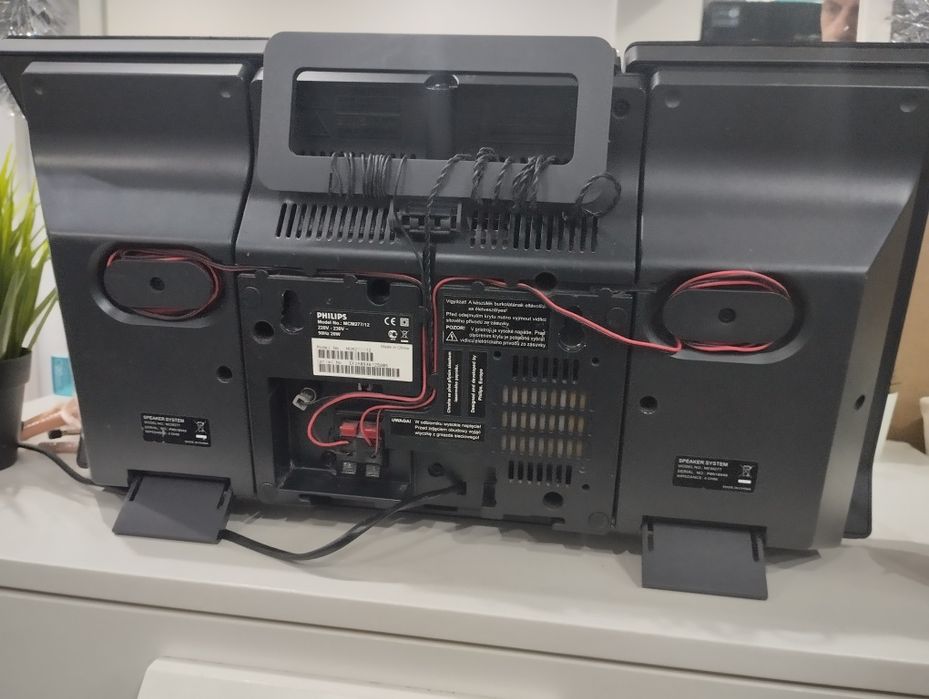 Wieża stereo Philips Bluetooth MP3 radio CD.Cienkia,