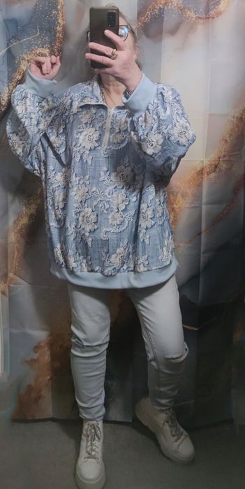 Bluza kwiaty błękitna