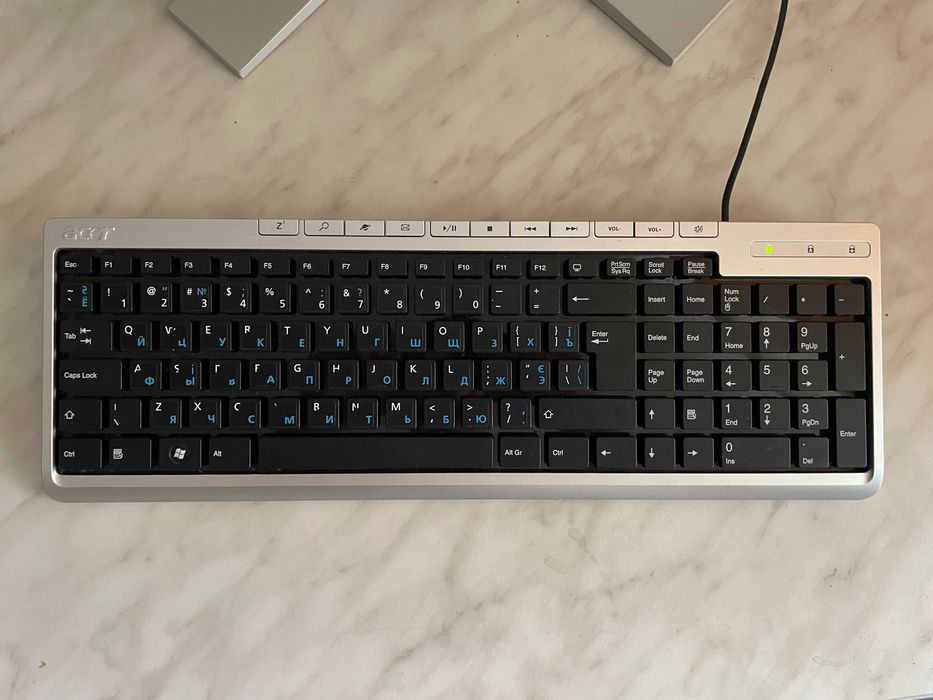 Dell OptiPlex 7020 + монітор Fujitsu + клавіатура + миша+вебкамера