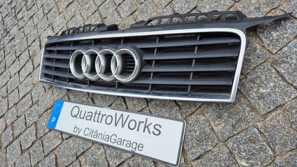 AUDI A3 8P - Grelha Central Para Choques ORIGINAL RIGOROSAMENTE NOVA