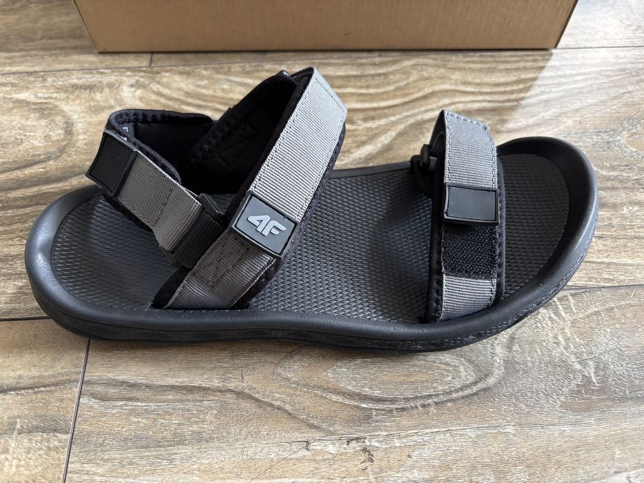 Sandały męskie 4F nowe rozmiar 42