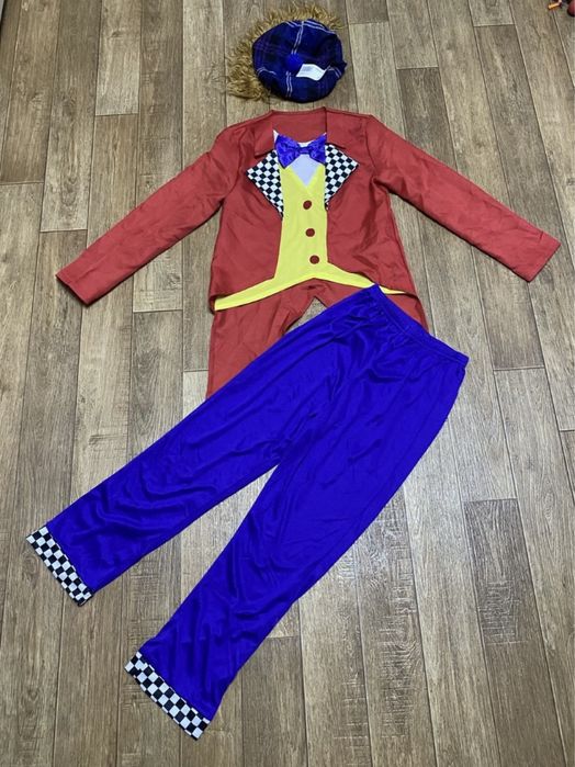 Костюми Індіанця , Клоуна, воїна УПА,, Лиса 8/10 років