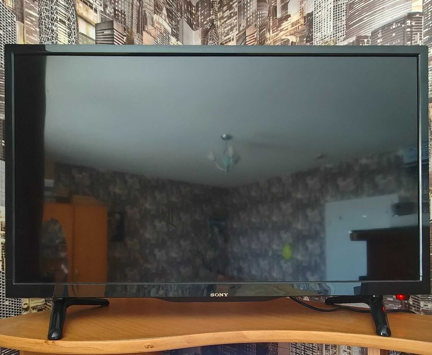 Sony Ru34S00 34" [Smart Tv]; WiFi, Android 9, Bluetooth.