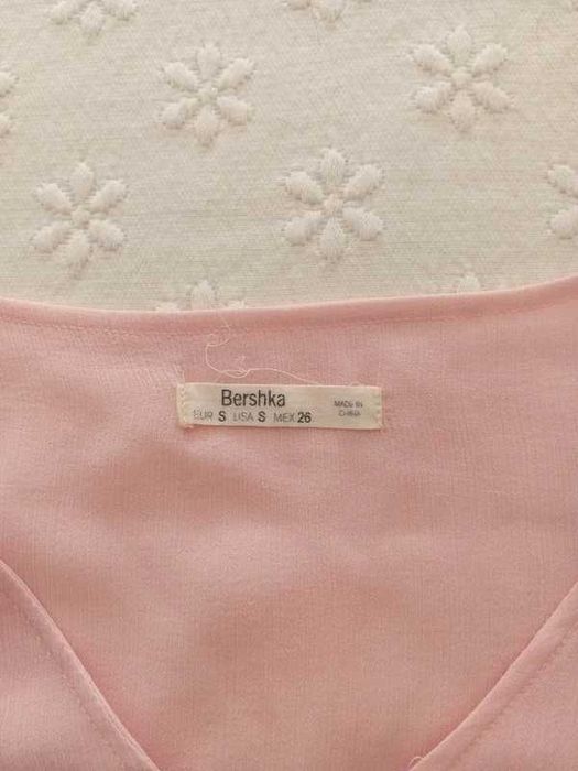 Conjunto 2 peças - Top Bershka e calças Zara - Tamanho S/36
