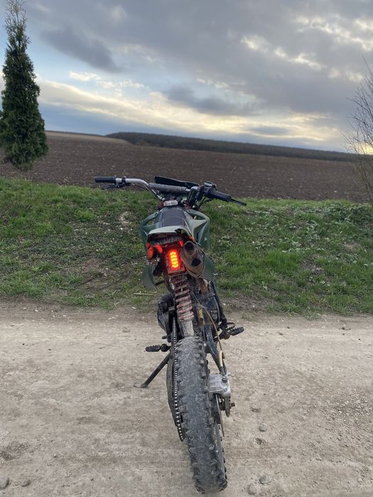 Піт байк 200 кубовий