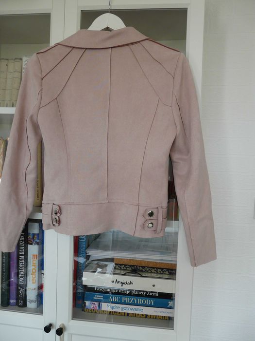 Jasno pudrowa/różowa ramoneska