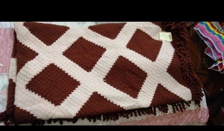 Wool blankets. Various64552455570945124
