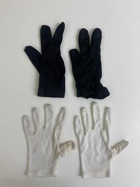 Luvas de Golf - antigas mas nunca usadas