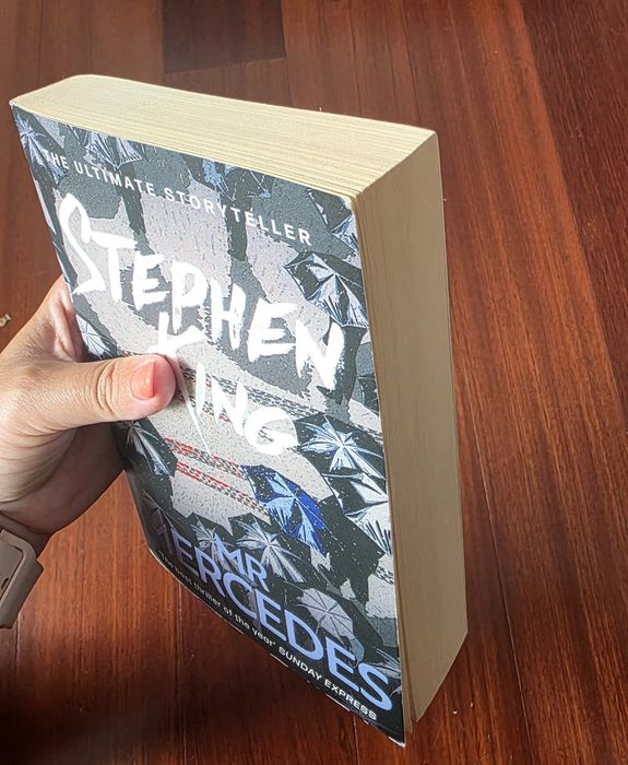 Livro "Mr. Mercedes" de Stephen King (em Inglês)