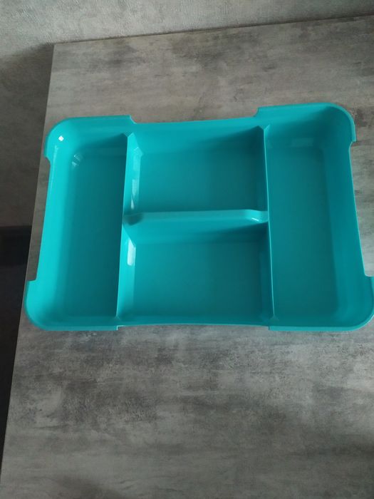 Продается органайзер для контейнера (ящика).