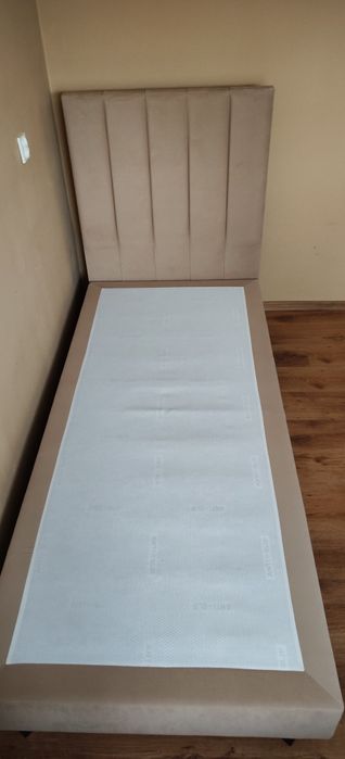 Sprzedam łóżko 90/200