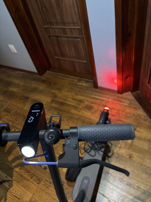 hulajnoga elektryczna Mi3
