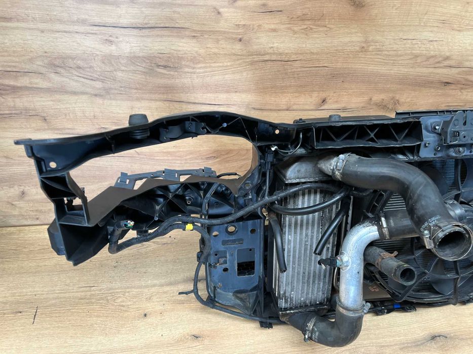 Pas przedni kompletny Kia Sorento II lift