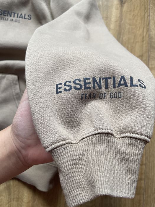 Худак Essentials