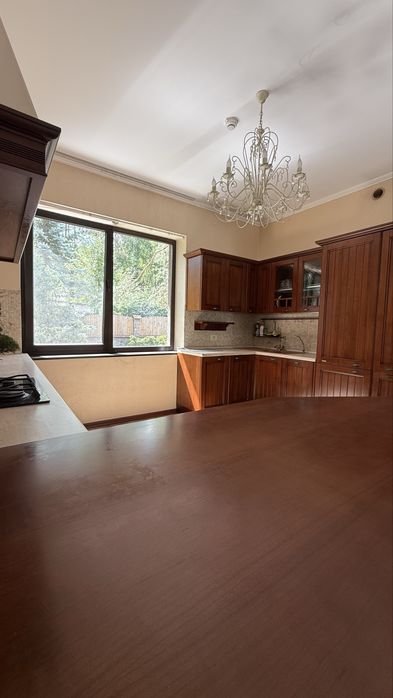 Продажа дома с. Дмитровка 415 м2. 30 соток. Резиденция в соснах.