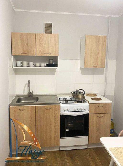 2-кімнатна на вул. Козачій 5/9