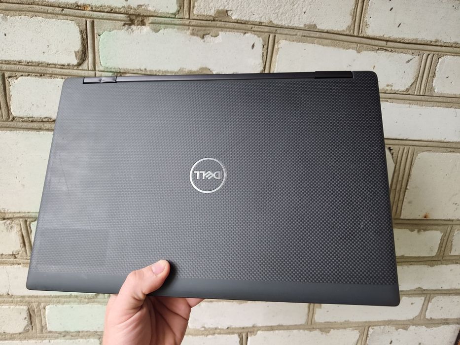 2020 року, Ігровий ноутбук DELL (i5 9400H/16/256/T1000 4GB)