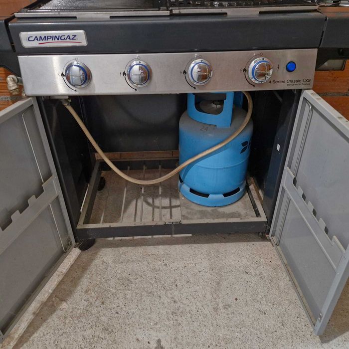Churrasqueira a Gás BBQ 4 Series Classic LS Plus Campingaz