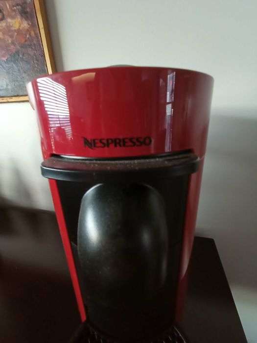 Máquina de café Nespresso Vertuo Plus