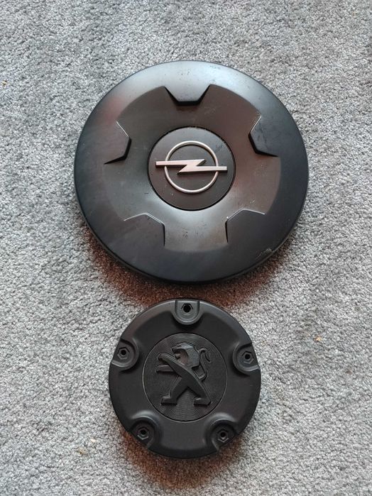 Dekielek kola felgi Opel Vivaro oryginał 8200.035.459 Peugeot Partner