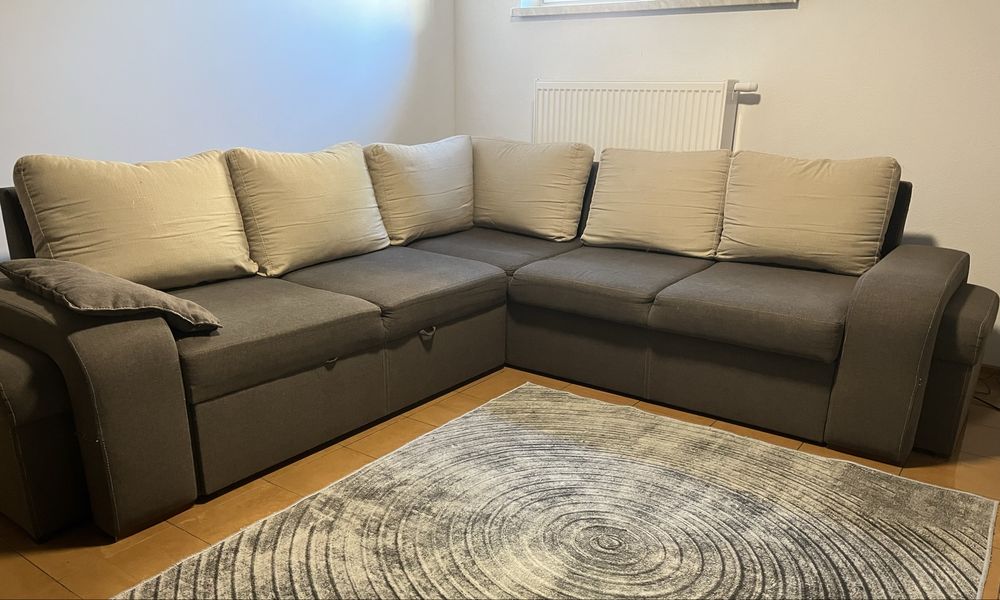 Kanapa narożna z funkcją spania