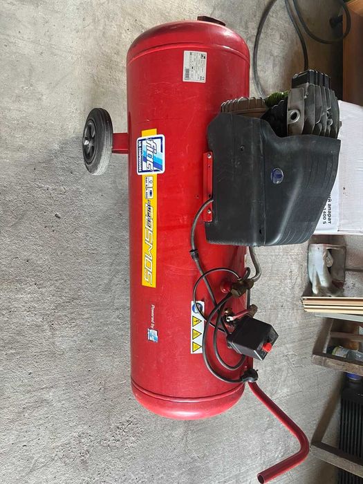 продам компрессор для воздуха FIAC 100 литров ресивер