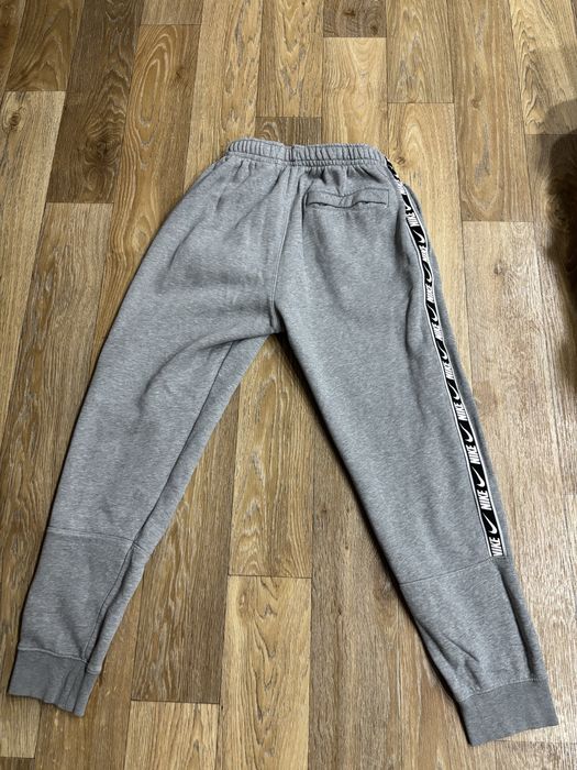 Штани nike        .