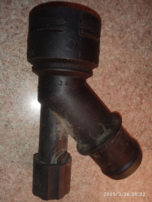 Фланец муфта шланга патрубка радиатора охлаждения  6Q0122291F