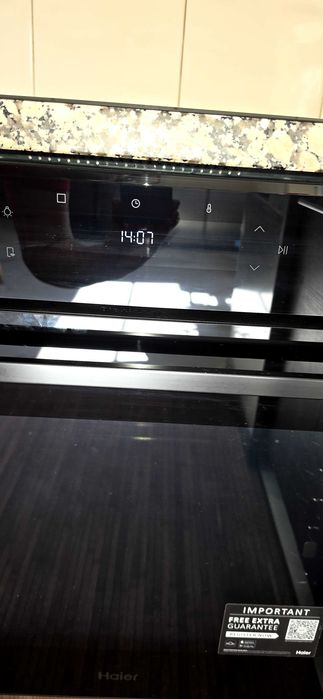 Forno Haier 78L com 59.50cm Pirolitico + Hidro
