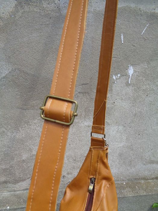 Artystyczna duża beżowa torebka skórzana. Handmade