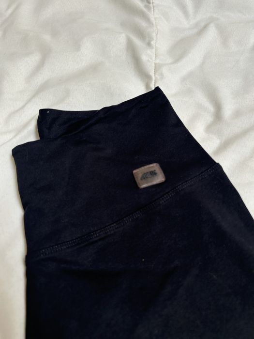 Leggins com transparências