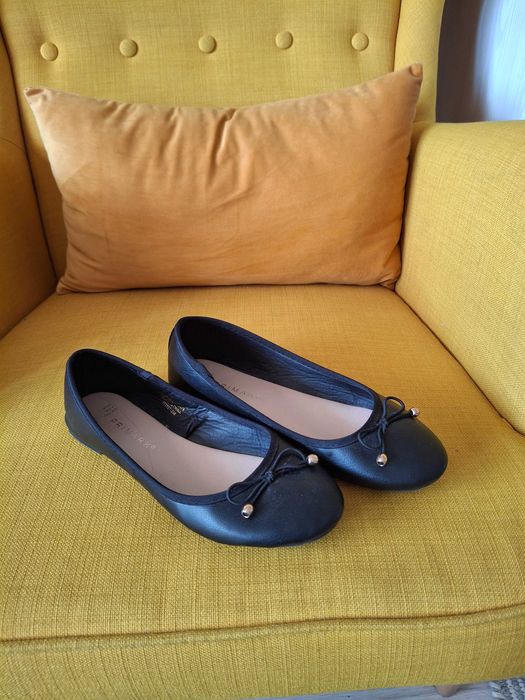 Czarne balerinki Primark 37