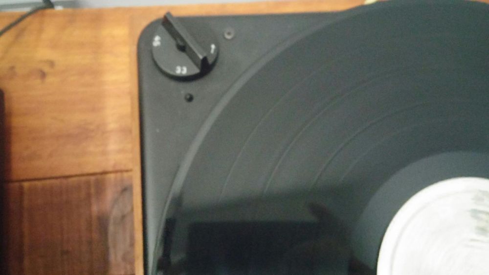 Gira Discos Beogram 1000 - Bang & Olufsen