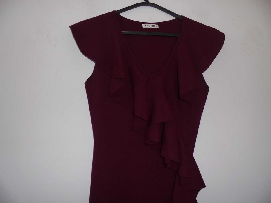 vestido de senhora com folho