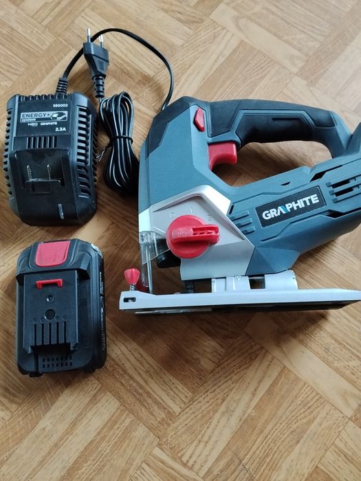Wyrzynarka graphite 18v