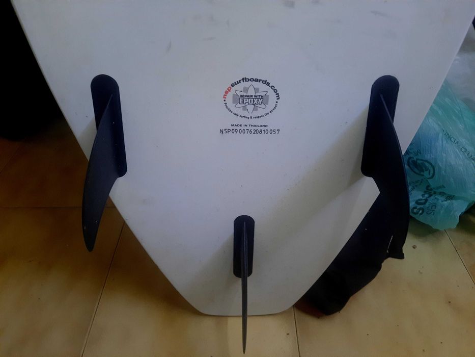 Prancha surf Nsp 6'2 bom estado