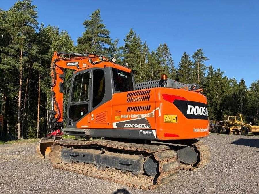 Продам екскаватор Doosan DX 140LC-5 з Німеччини