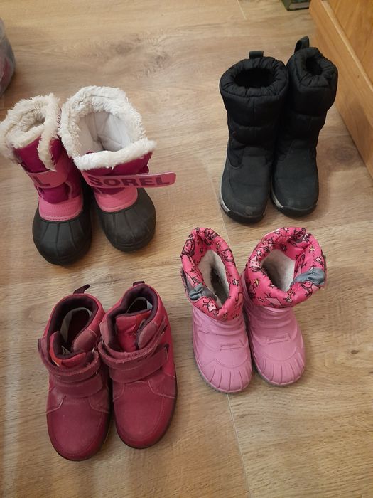 Зимові чоботи на дівчинку 26-27 і 23р